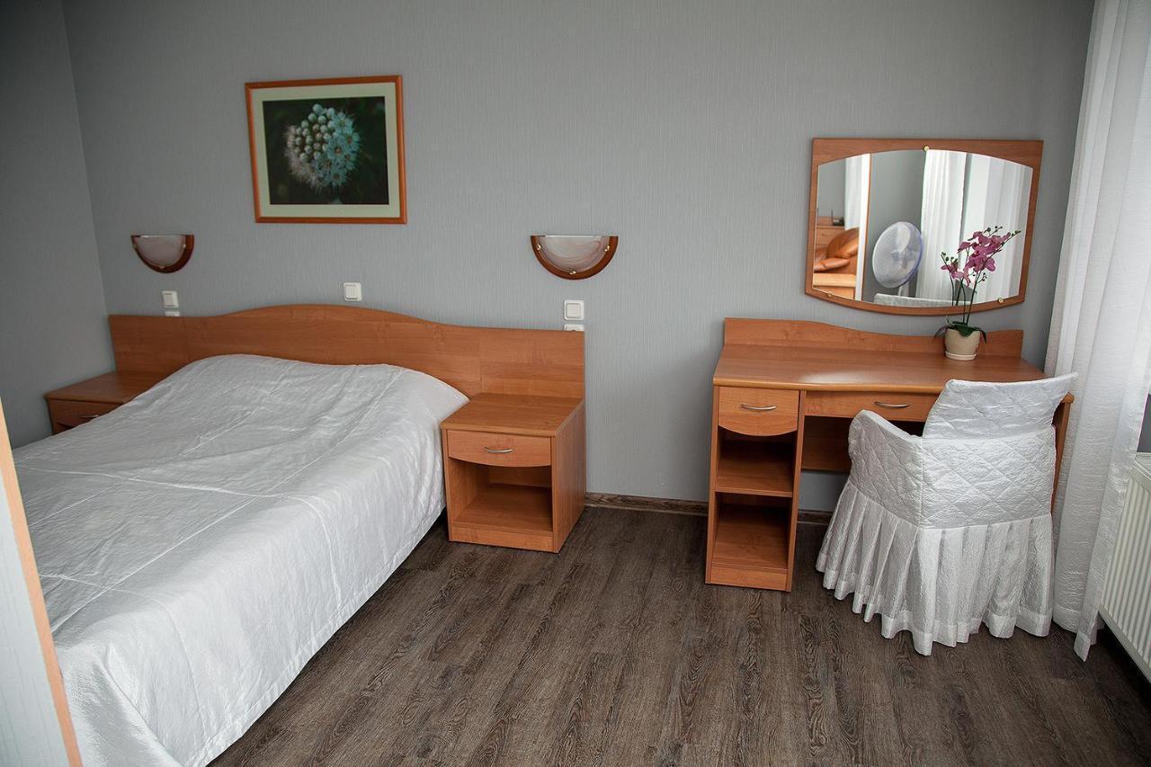 Hotel Kolos Psków Zewnętrze zdjęcie